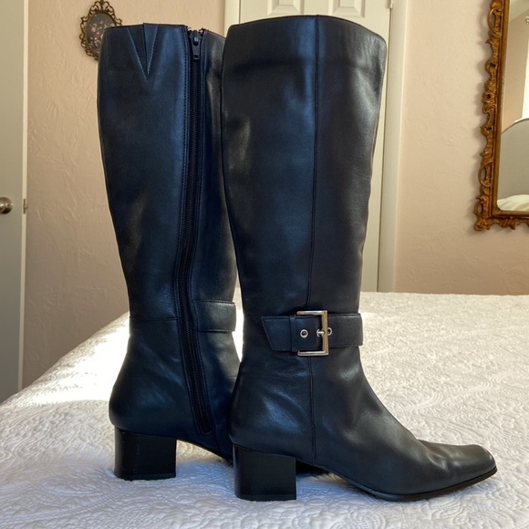 Chadwick’s Women’s Tall Navy Dress Boot with Buckle, Size 5 - Picture 3 of 10